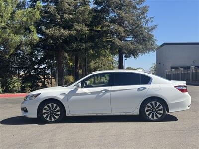 2017 Honda Accord Hybrid Touring   - Photo 9 - Fremont, CA 94536