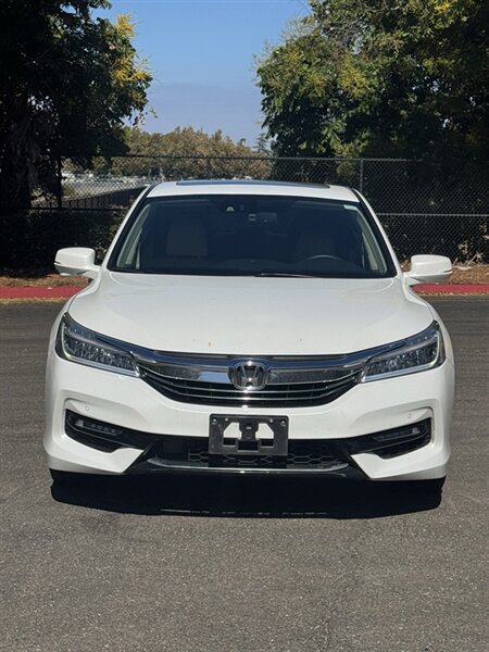 2017 Honda Accord Hybrid Touring   - Photo 1 - Fremont, CA 94536