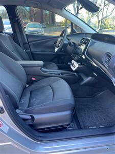 2017 Toyota Prius One   - Photo 17 - Fremont, CA 94536