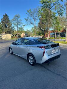 2017 Toyota Prius One   - Photo 3 - Fremont, CA 94536