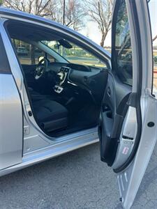 2017 Toyota Prius One   - Photo 14 - Fremont, CA 94536