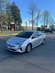 2017 Toyota Prius One   - Photo 2 - Fremont, CA 94536