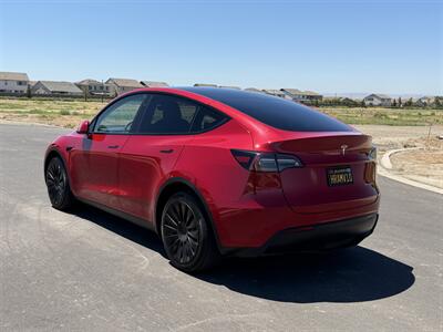 2023 Tesla Model Y   - Photo 6 - Fremont, CA 94536