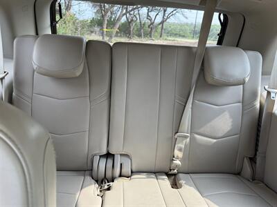 2015 Cadillac Escalade Premium   - Photo 14 - Boerne, TX 78006