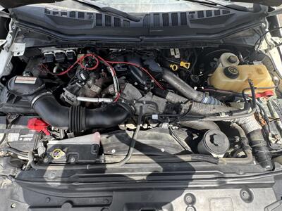 2017 Ford F-250 Super Duty XLT   - Photo 11 - Boerne, TX 78006
