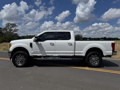 2017 Ford F-250 Super Duty XLT   - Photo 6 - Boerne, TX 78006