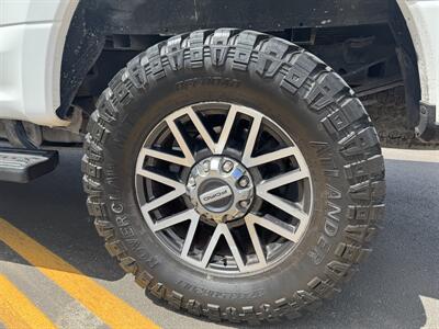 2017 Ford F-250 Super Duty XLT   - Photo 9 - Boerne, TX 78006