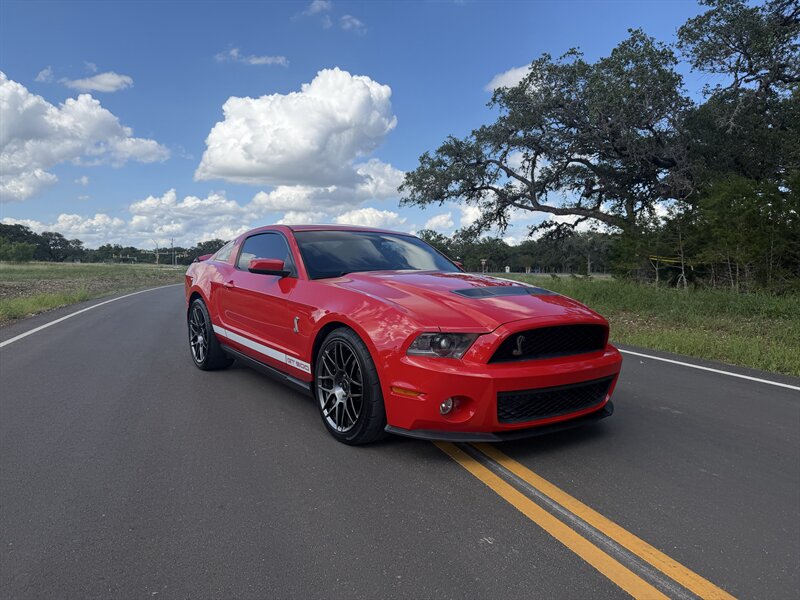 2011 Ford Mustang SHELBY GT500   - Photo 1 - Boerne, TX 78006