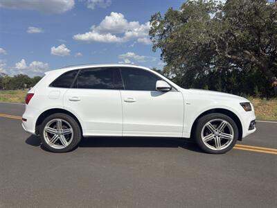 2010 Audi Q5 3.2 Premium quattro - Photo 2 - Boerne, TX 78006