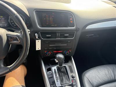 2010 Audi Q5 3.2 Premium quattro - Photo 14 - Boerne, TX 78006