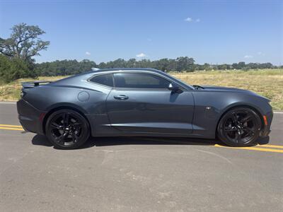 2019 Chevrolet Camaro SS 2SS - Photo 5 - Boerne, TX 78006