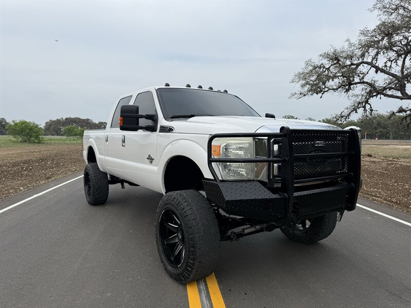 2016 Ford F-250 Super Duty Lariat   - Photo 1 - Boerne, TX 78006