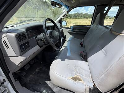 2000 Ford F-250 Super Duty XL   - Photo 9 - Boerne, TX 78006