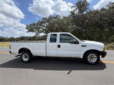 2000 Ford F-250 Super Duty XL   - Photo 5 - Boerne, TX 78006