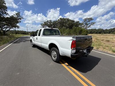2000 Ford F-250 Super Duty XL   - Photo 3 - Boerne, TX 78006