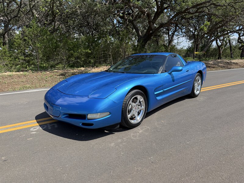 2000 Chevrolet Corvette 2dr cpe  
