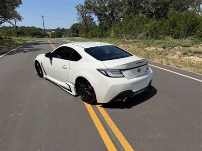2024 Toyota GR86 Premium   - Photo 6 - Boerne, TX 78006