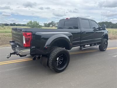2017 Ford F-350 Lariat   - Photo 7 - Boerne, TX 78006