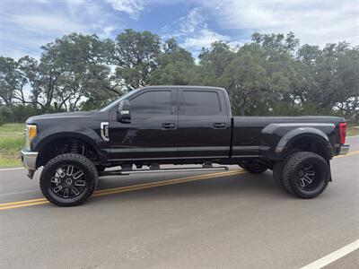 2017 Ford F-350 Lariat   - Photo 2 - Boerne, TX 78006