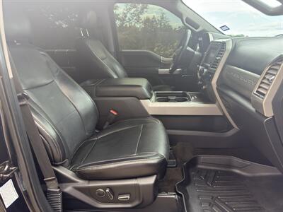 2017 Ford F-350 Lariat   - Photo 11 - Boerne, TX 78006