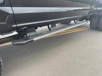 2017 Ford F-350 Lariat   - Photo 8 - Boerne, TX 78006