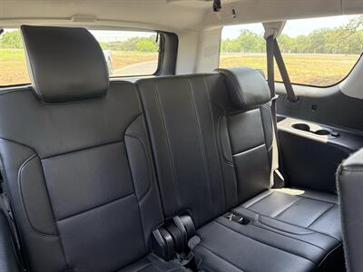 2016 Chevrolet Suburban LT   - Photo 11 - Boerne, TX 78006