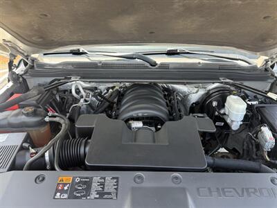 2016 Chevrolet Suburban LT   - Photo 17 - Boerne, TX 78006