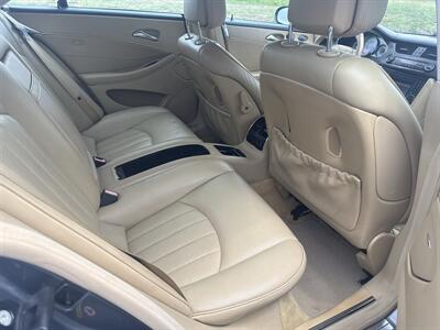 2009 Mercedes-Benz CLS 550  Sedan - Photo 12 - Boerne, TX 78006
