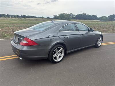 2009 Mercedes-Benz CLS 550  Sedan - Photo 7 - Boerne, TX 78006