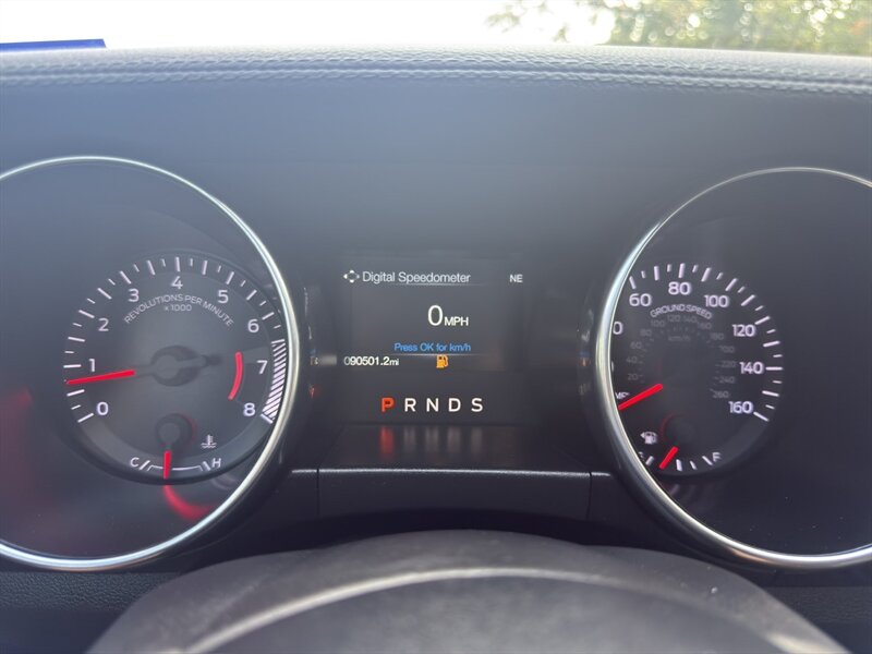 2020 Ford Mustang EcoBoost - Photo 15