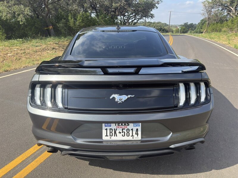 2020 Ford Mustang EcoBoost - Photo 8