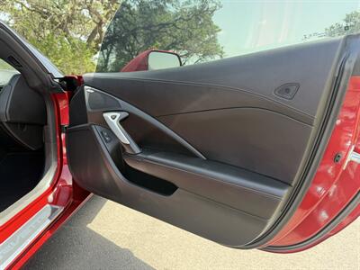 2015 Chevrolet Corvette Stingray Z51   - Photo 11 - Boerne, TX 78006