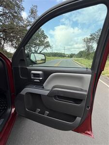 2017 Chevrolet Silverado 1500 LT LT2 - Photo 17 - Boerne, TX 78006