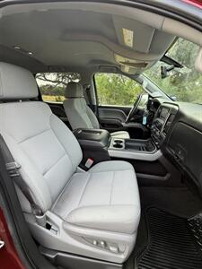 2017 Chevrolet Silverado 1500 LT LT2 - Photo 18 - Boerne, TX 78006