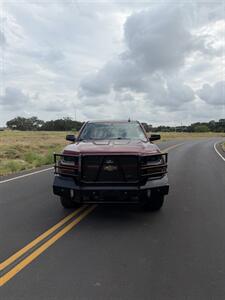2017 Chevrolet Silverado 1500 LT LT2 - Photo 8 - Boerne, TX 78006