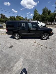 2007 Jeep Commander Sport   - Photo 3 - Jacksonville, FL 32206