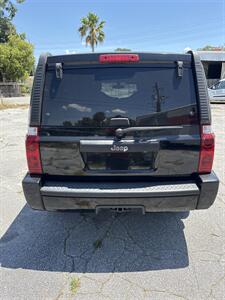 2007 Jeep Commander Sport   - Photo 2 - Jacksonville, FL 32206