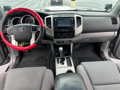 2015 Toyota Tacoma PreRunner V6   - Photo 20 - Tustin, CA 92780