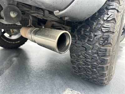2015 Toyota Tacoma PreRunner V6   - Photo 14 - Tustin, CA 92780