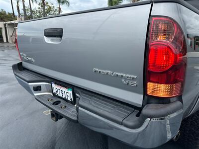 2015 Toyota Tacoma PreRunner V6   - Photo 10 - Tustin, CA 92780
