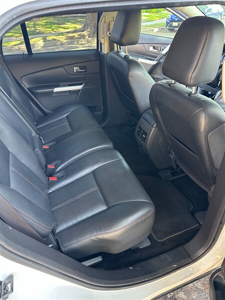 2011 Ford Edge SEL - Photo 14