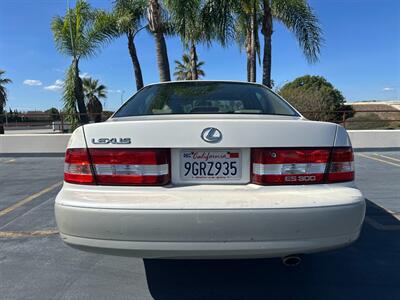 2001 Lexus ES 300 - Photo 4 - Tustin, CA 92780