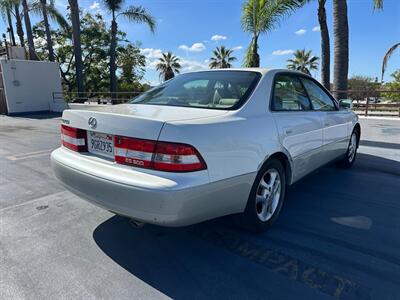 2001 Lexus ES 300 - Photo 8 - Tustin, CA 92780