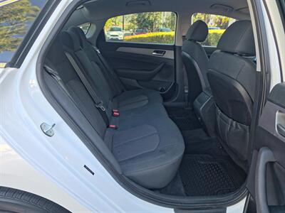 2018 Hyundai SONATA SEL   - Photo 17 - Thousand Oaks, CA 91360