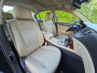 2013 Hyundai Genesis 3.8L - Photo 19 - Thousand Oaks, CA 91360