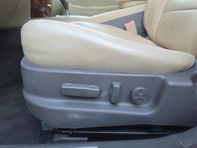 2013 Hyundai Genesis 3.8L - Photo 33 - Thousand Oaks, CA 91360