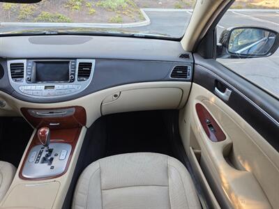 2013 Hyundai Genesis 3.8L - Photo 22 - Thousand Oaks, CA 91360