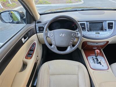 2013 Hyundai Genesis 3.8L - Photo 21 - Thousand Oaks, CA 91360