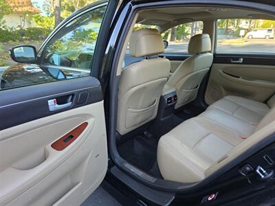 2013 Hyundai Genesis 3.8L - Photo 14 - Thousand Oaks, CA 91360
