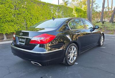 2013 Hyundai Genesis 3.8L - Photo 7 - Thousand Oaks, CA 91360